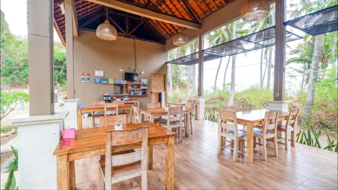 Apit Lawang Villas & Resto Batununggul Εξωτερικό φωτογραφία