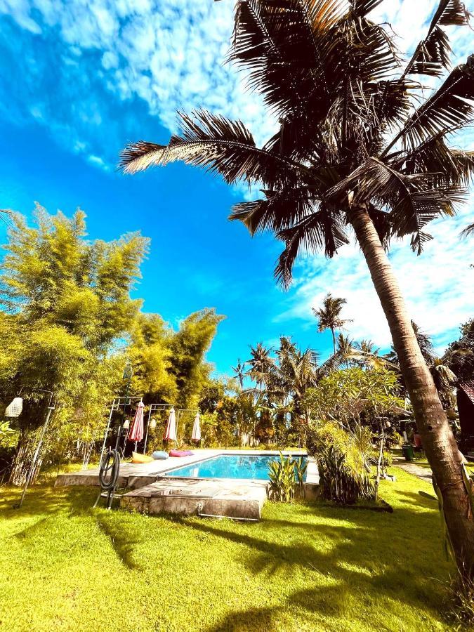 Apit Lawang Villas & Resto Batununggul Εξωτερικό φωτογραφία