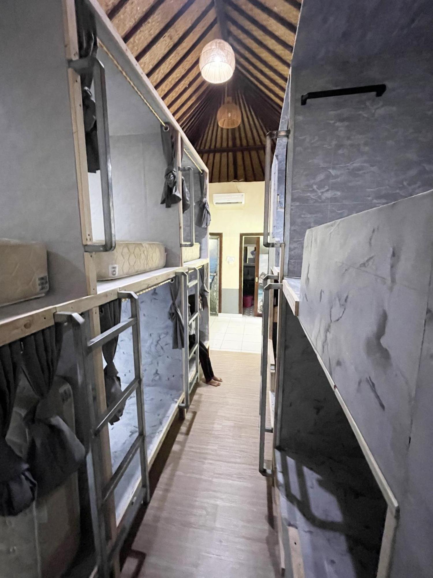 Apit Lawang Villas & Resto Batununggul Εξωτερικό φωτογραφία