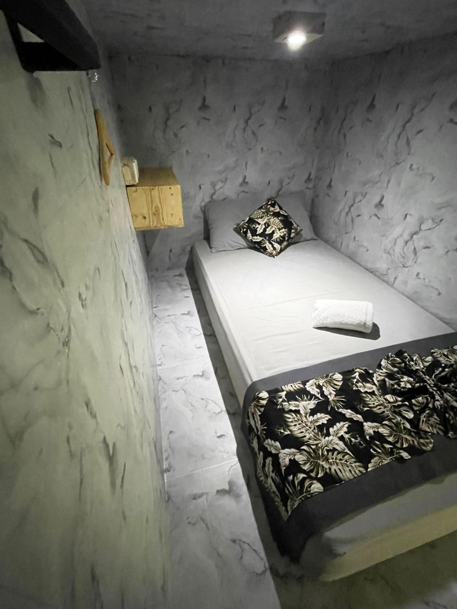 Apit Lawang Villas & Resto Batununggul Εξωτερικό φωτογραφία