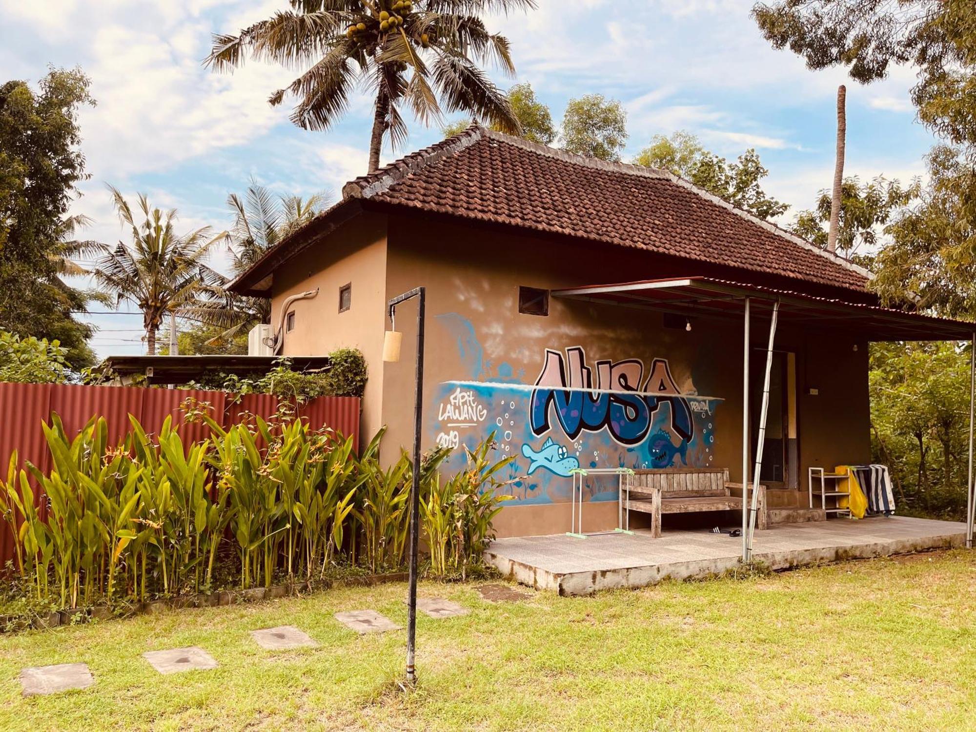 Apit Lawang Villas & Resto Batununggul Εξωτερικό φωτογραφία