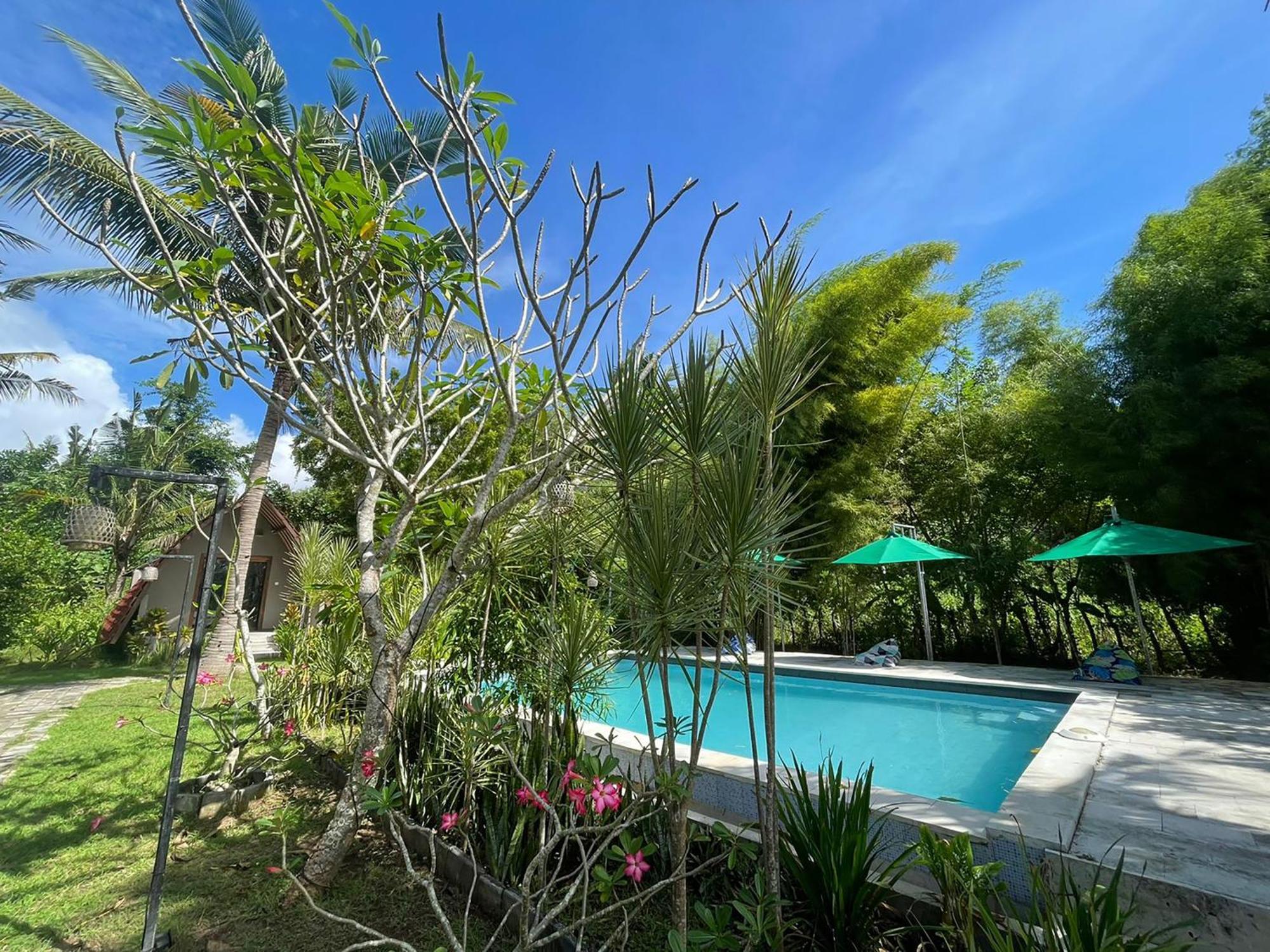 Apit Lawang Villas & Resto Batununggul Εξωτερικό φωτογραφία